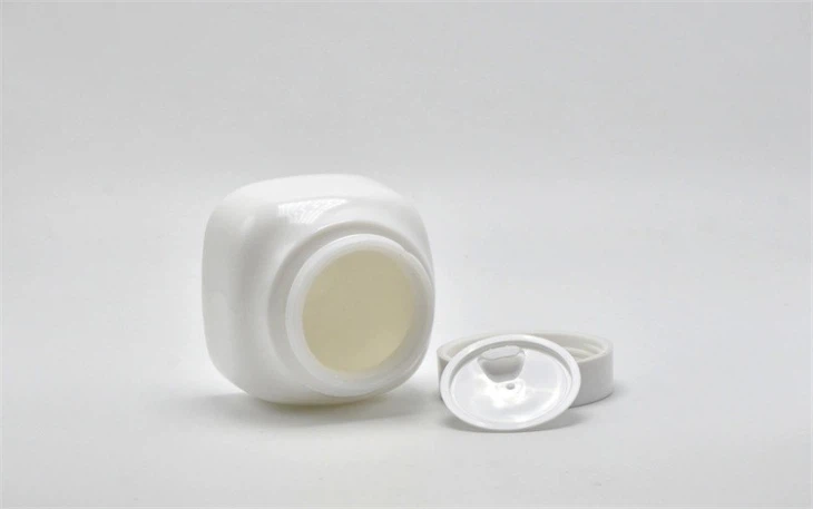 150G White Glass Cream Jar